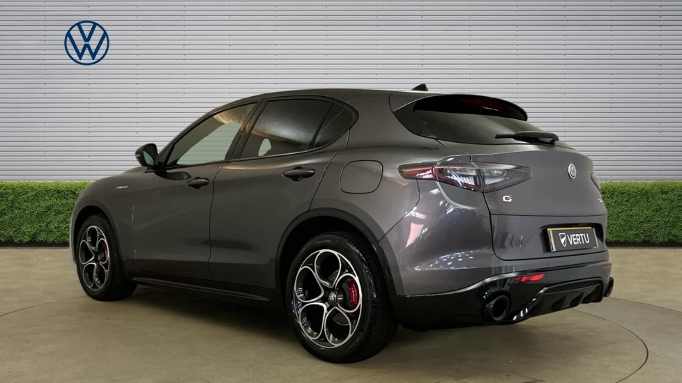 Alfa Romeo Stelvio 2.2 D 210 Sprint 5dr AWD Auto Diesel Estate - Image 3