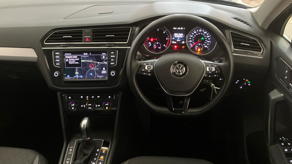 Volkswagen Tiguan 2.0 TDi 150 4Motion SE Nav 5dr DSG Diesel Estate - Image 9
