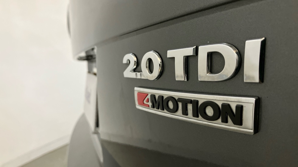 Volkswagen Tiguan 2.0 TDi 150 4Motion SE Nav 5dr DSG Diesel Estate - Image 26