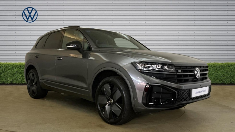 Volkswagen Touareg 3.0 V6 TDI 4Motion 286 Black Edition 5dr Tip Auto Diesel Estate - Image 1