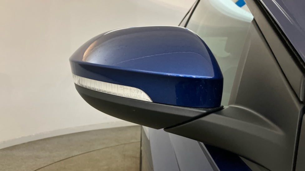 Volkswagen Taigo 1.0 TSI 110 Style 5dr DSG Petrol Hatchback - Image 28