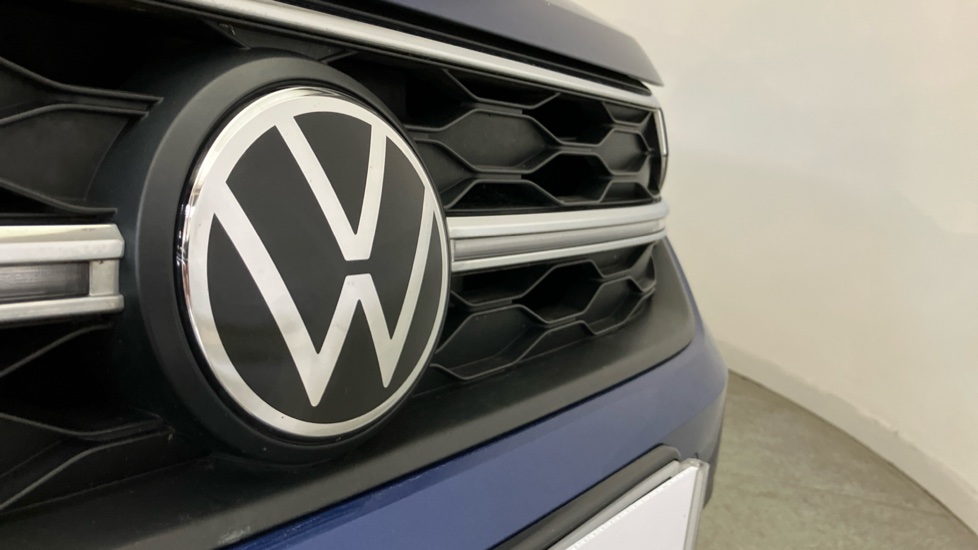 Volkswagen Taigo 1.0 TSI 110 Style 5dr DSG Petrol Hatchback - Image 29