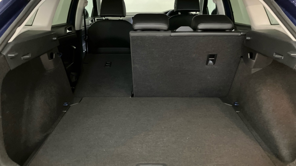 Volkswagen Taigo 1.0 TSI 110 Style 5dr DSG Petrol Hatchback - Image 37