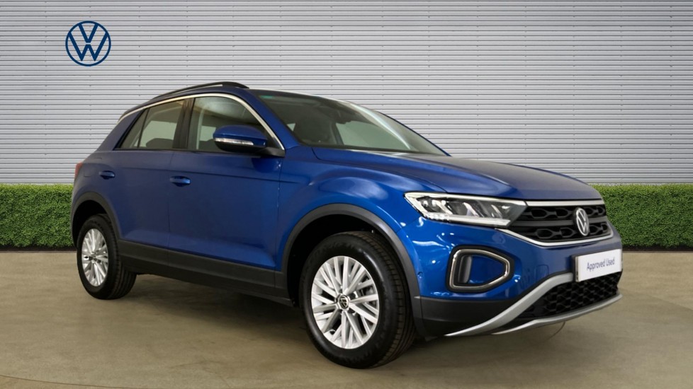 Volkswagen T-Roc 1.5 TSI Life 5dr DSG Petrol Hatchback - Image 1