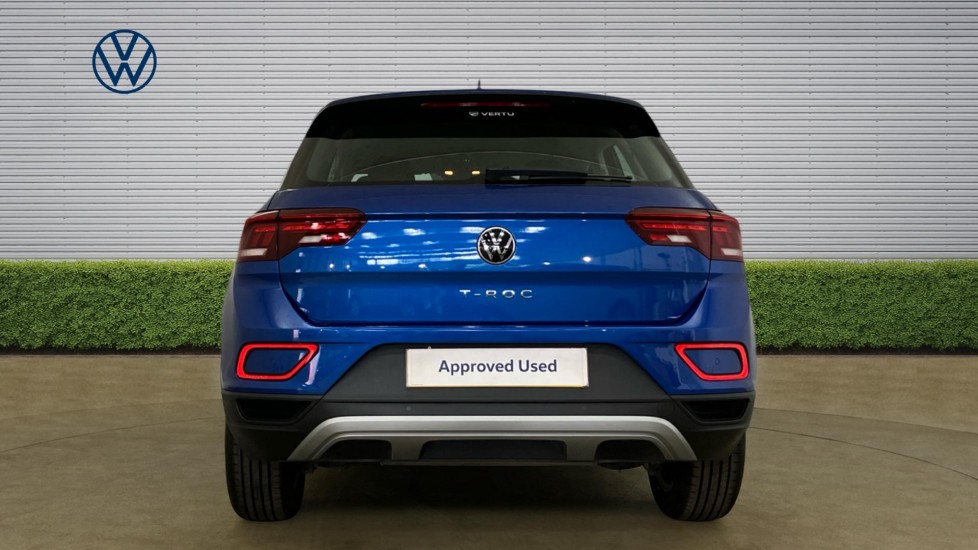Volkswagen T-Roc 1.5 TSI Life 5dr DSG Petrol Hatchback - Image 8