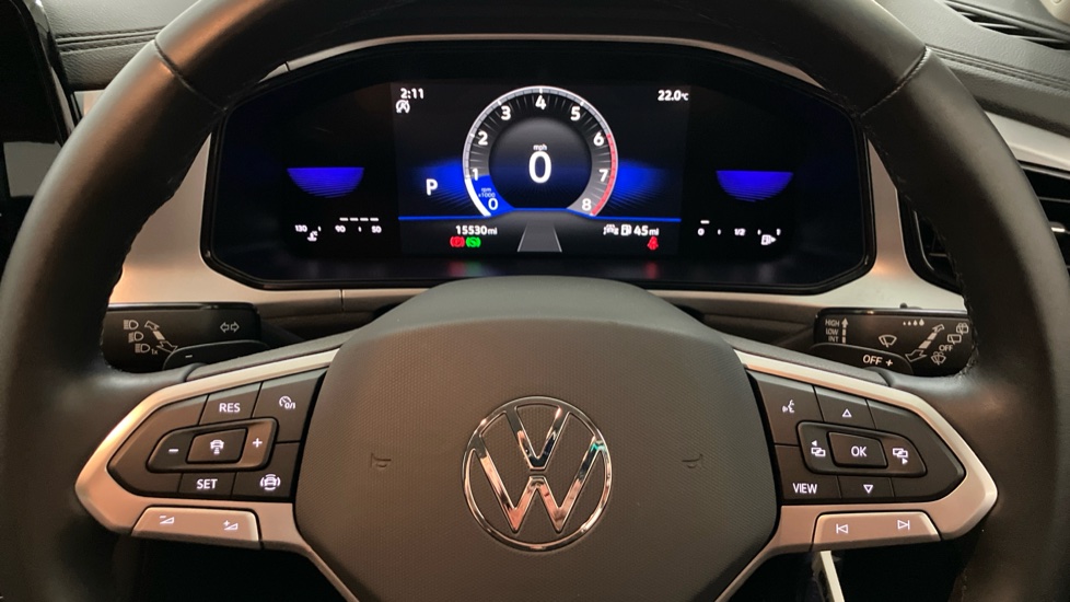 Volkswagen T-Roc 1.5 TSI Life 5dr DSG Petrol Hatchback - Image 10