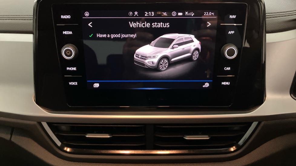 Volkswagen T-Roc 1.5 TSI Life 5dr DSG Petrol Hatchback - Image 32