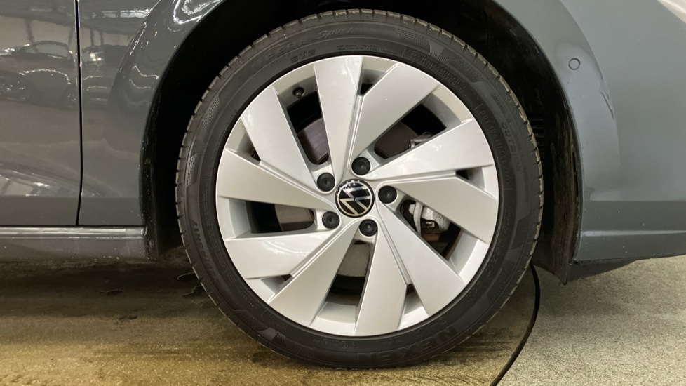 Volkswagen Golf 1.5 TSI 204 Match eHybrid 5dr DSG Hatchback - Image 5