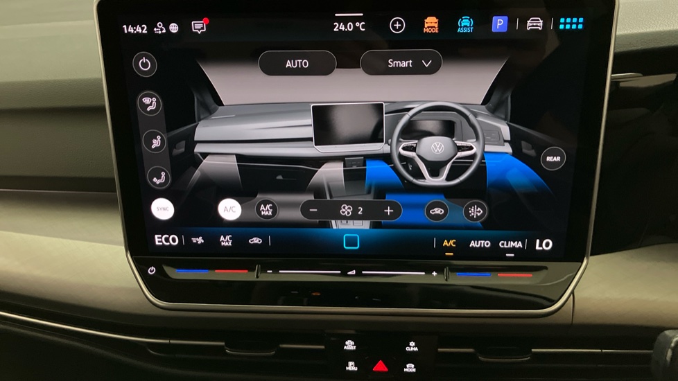 Volkswagen Golf 1.5 TSI 204 Match eHybrid 5dr DSG Hatchback - Image 13