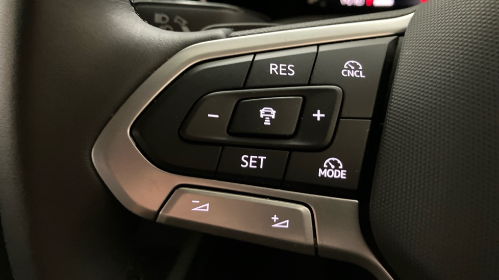 Volkswagen Golf 1.5 TSI 204 Match eHybrid 5dr DSG Hatchback - Image 17