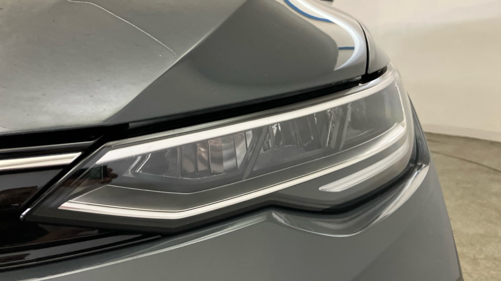 Volkswagen Golf 1.5 TSI 204 Match eHybrid 5dr DSG Hatchback - Image 31