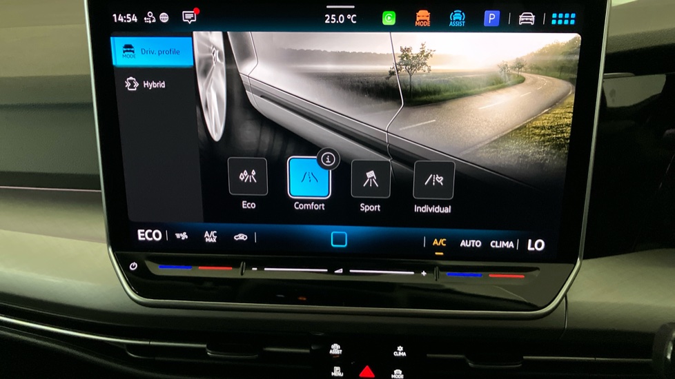 Volkswagen Golf 1.5 TSI 204 Match eHybrid 5dr DSG Hatchback - Image 42