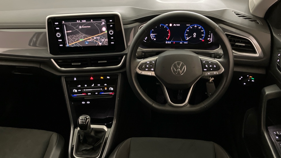 Volkswagen T-Roc 1.5 TSI Style 5dr Petrol Hatchback - Image 9