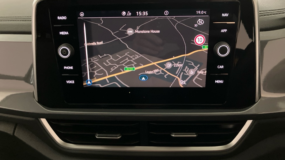 Volkswagen T-Roc 1.5 TSI Style 5dr Petrol Hatchback - Image 12