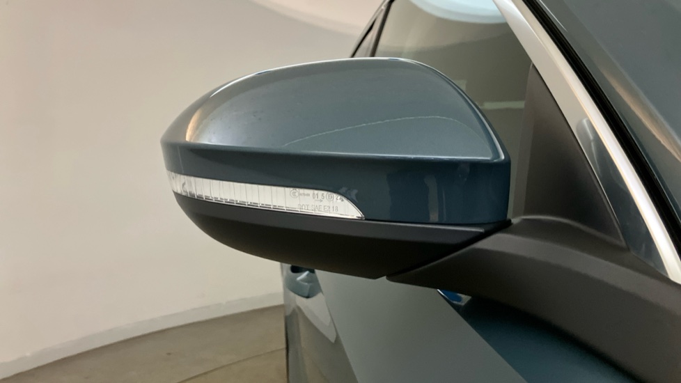Volkswagen T-Roc 1.5 TSI Style 5dr Petrol Hatchback - Image 26