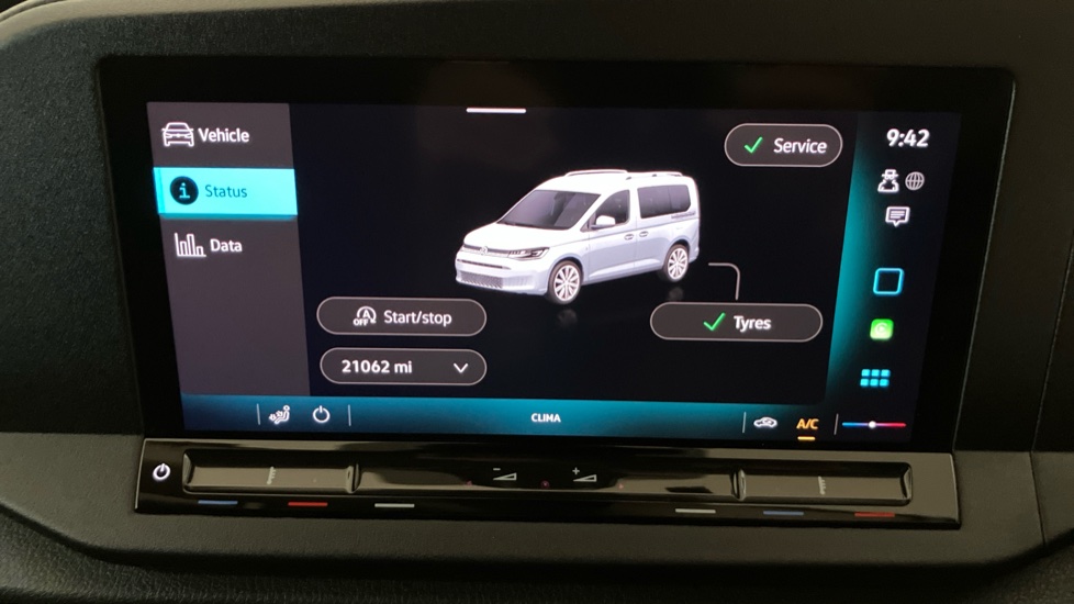 Volkswagen Caddy Maxi Caddy Cargo Maxi C20 Diesel 2.0 TDI 102PS Commerce Plus Van [Tech Pack] - Image 39