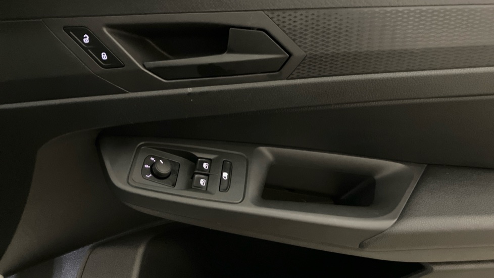 Volkswagen Caddy Maxi Caddy Cargo Maxi C20 Diesel 2.0 TDI 102PS Commerce Plus Van [Tech Pack] - Image 19