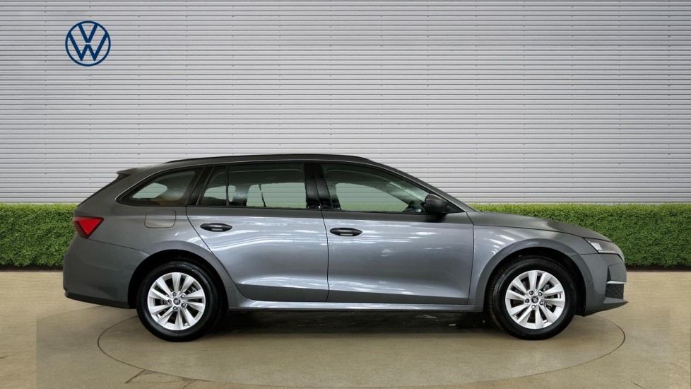 Skoda Octavia 1.5 TSI SE Technology 5dr Petrol Estate - Image 4