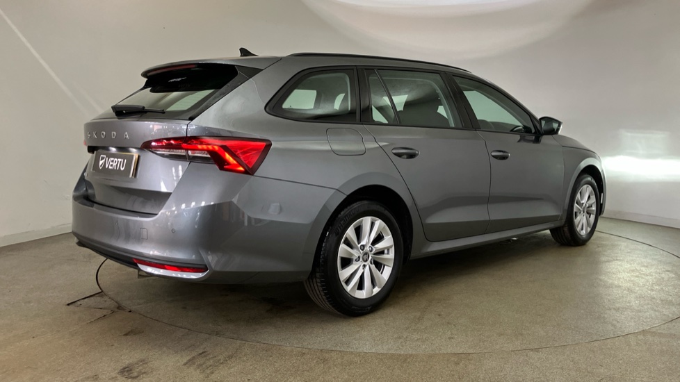 Skoda Octavia 1.5 TSI SE Technology 5dr Petrol Estate - Image 30