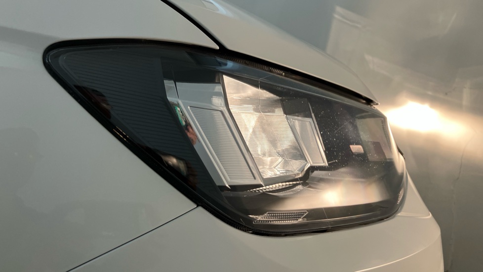 Volkswagen Caddy Cargo C20 Diesel 2.0 TDI 102PS Commerce Plus Van [Tech Pack] - Image 30