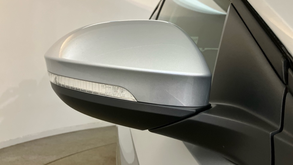 Volkswagen T-Cross 1.0 TSI 115 Match 5dr Petrol Estate - Image 25