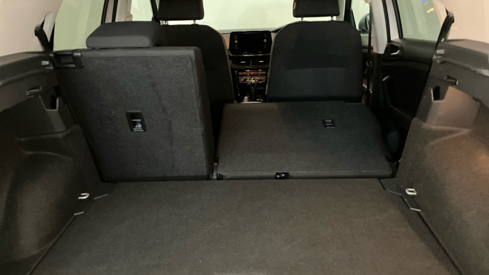 Volkswagen T-Cross 1.0 TSI 115 Match 5dr Petrol Estate - Image 31