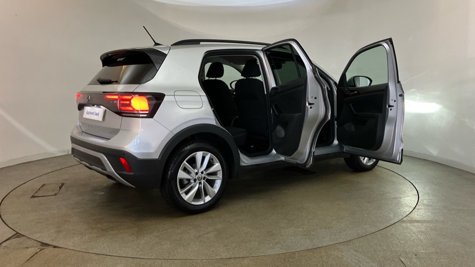 Volkswagen T-Cross 1.0 TSI 115 Match 5dr Petrol Estate - Image 45