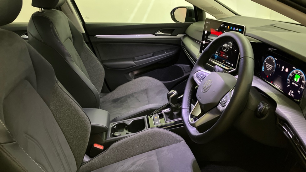 Volkswagen Golf 1.5 TSI 150 Style 5dr Petrol Hatchback - Image 26