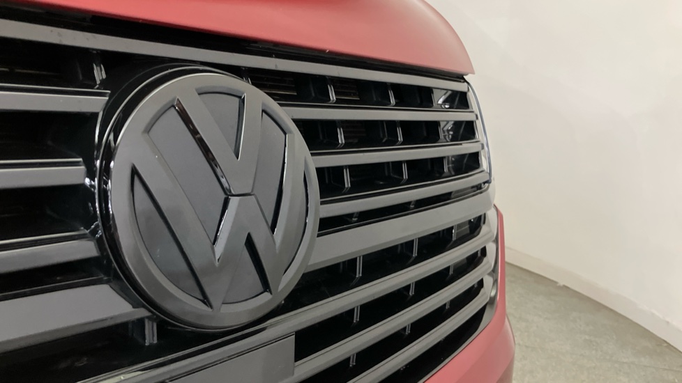Volkswagen Transporter T28 Swb Diesel 2.0 TDI 150 Highline Van DSG - Image 27
