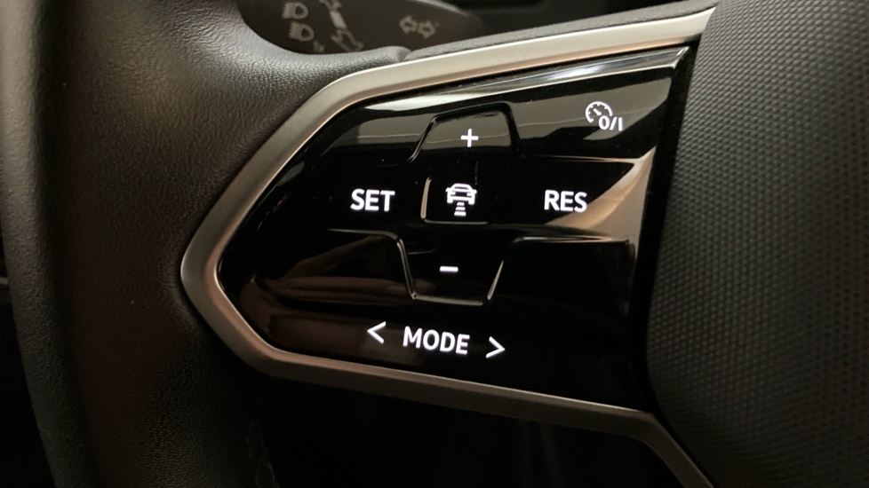 Volkswagen ID.3 150kW Pro 58kWh 5dr Auto Electric Hatchback - Image 17