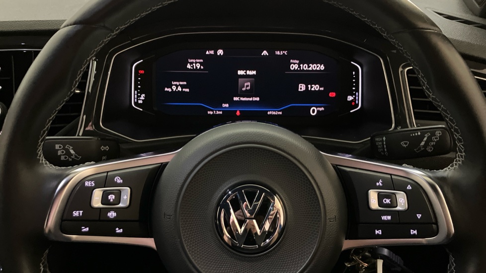 Volkswagen T-Roc 1.6 TDI R-Line 5dr Diesel Hatchback - Image 10