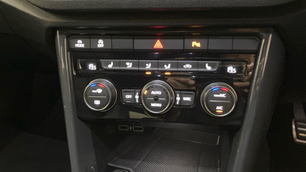 Volkswagen T-Roc 1.6 TDI R-Line 5dr Diesel Hatchback - Image 13