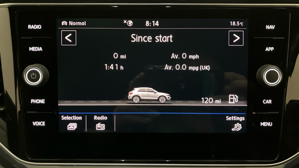 Volkswagen T-Roc 1.6 TDI R-Line 5dr Diesel Hatchback - Image 29