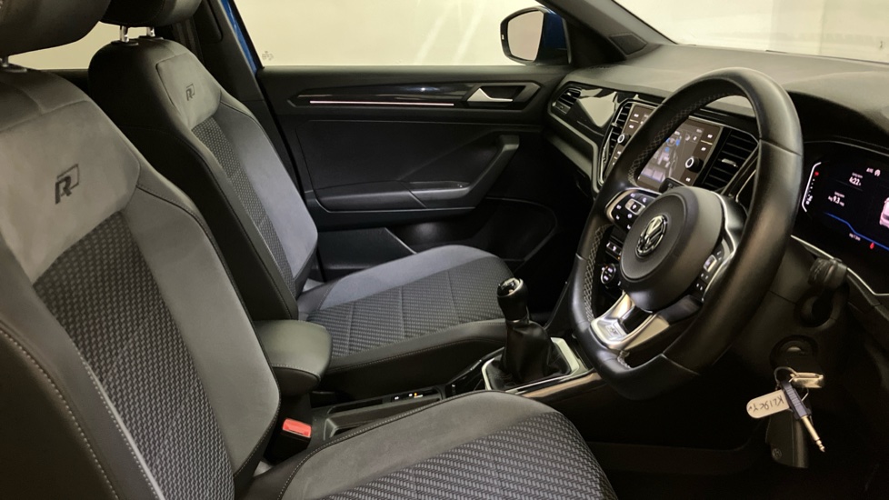 Volkswagen T-Roc 1.6 TDI R-Line 5dr Diesel Hatchback - Image 34
