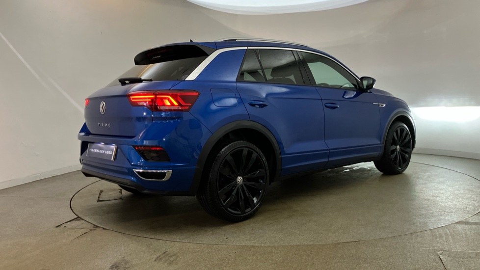 Volkswagen T-Roc 1.6 TDI R-Line 5dr Diesel Hatchback - Image 40