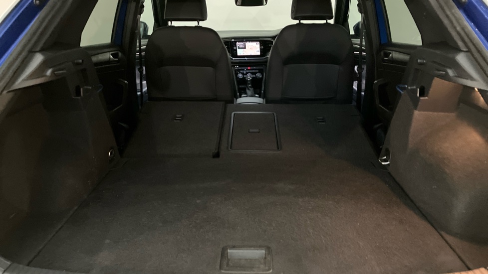 Volkswagen T-Roc 1.6 TDI R-Line 5dr Diesel Hatchback - Image 44