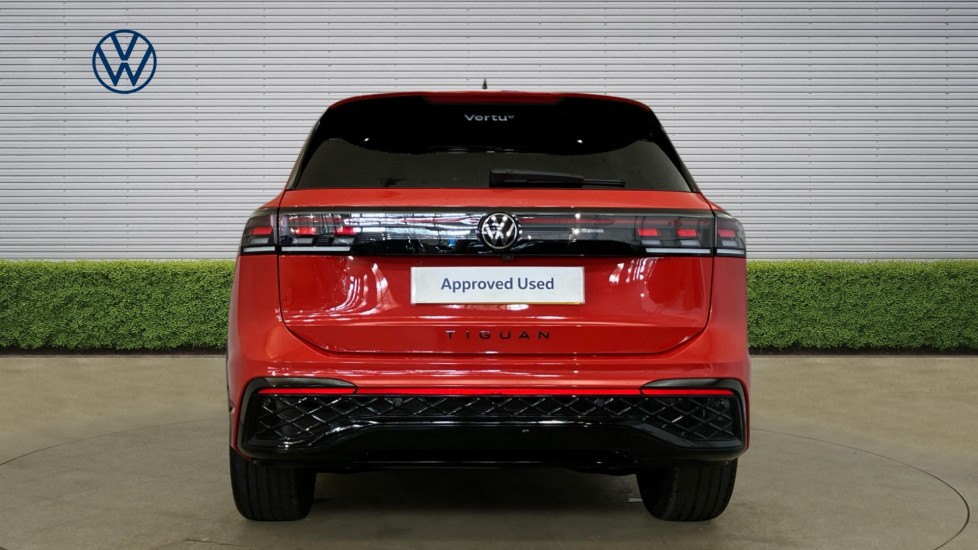 Volkswagen Tiguan 2.0 TDI R-Line 5dr DSG Diesel Estate - Image 8