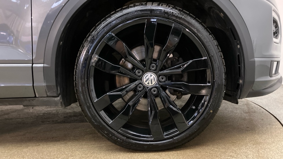 Volkswagen T-Roc 1.6 TDI R-Line 5dr Diesel Hatchback - Image 5