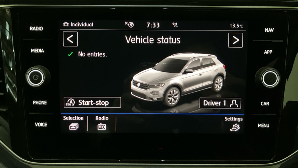 Volkswagen T-Roc 1.6 TDI R-Line 5dr Diesel Hatchback - Image 43