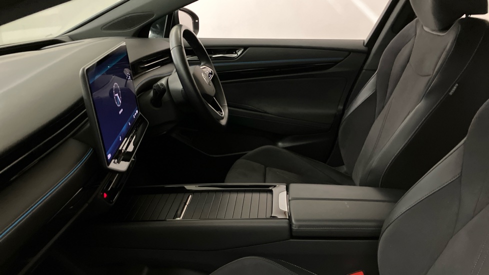 Volkswagen ID.7 210kW Launch Edition Pro 77kWh 5dr Auto Electric Hatchback - Image 28