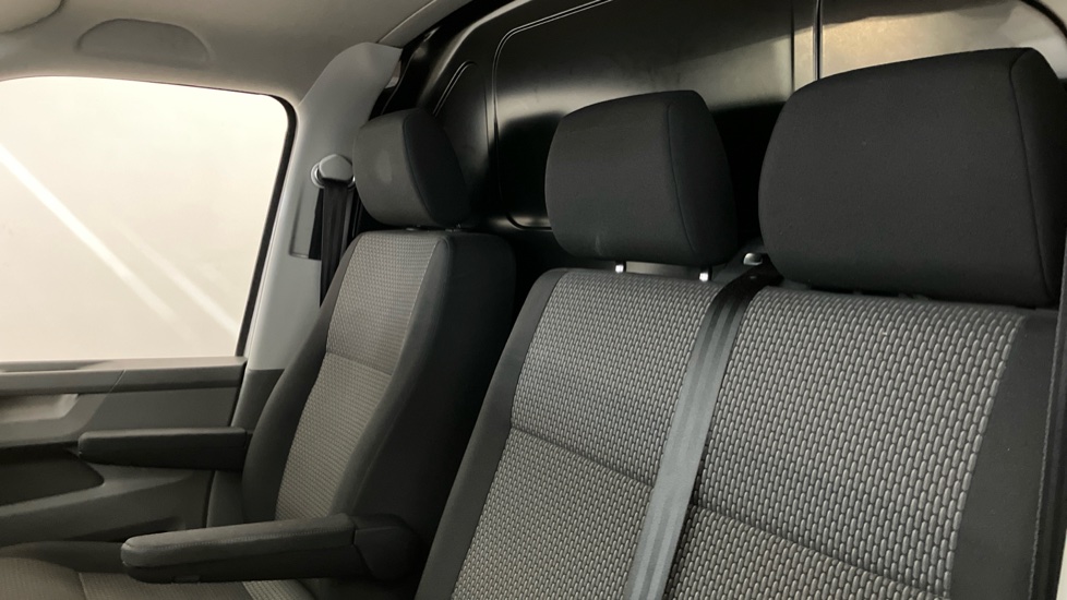 Volkswagen Transporter T28 Swb Diesel 2.0 TDI 110 Highline Van - Image 16
