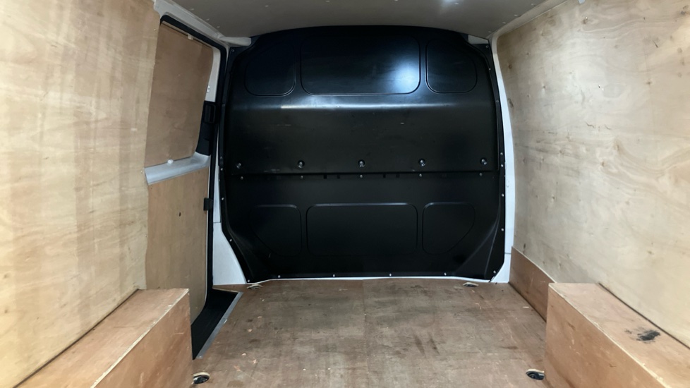 Volkswagen Transporter T28 Swb Diesel 2.0 TDI 110 Highline Van - Image 20