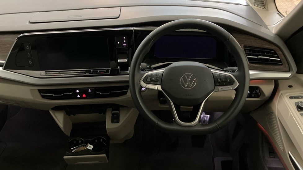 Volkswagen Multivan 2.0 TDI Style 5dr LWB DSG Diesel Estate - Image 9