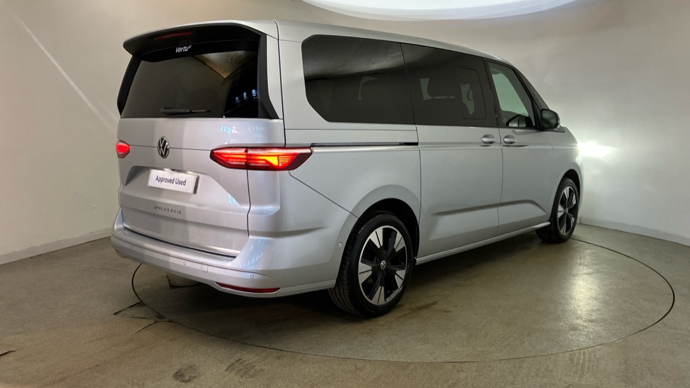 Volkswagen Multivan 2.0 TDI Style 5dr LWB DSG Diesel Estate - Image 39