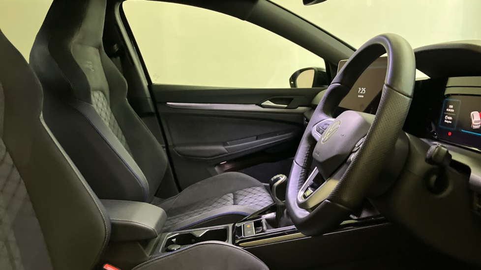 Volkswagen Golf 1.5 TSI 150 R-Line 5dr Petrol Hatchback - Image 15