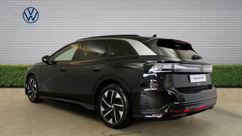 Volkswagen ID.7 210kW Match Pro S Plus 86kWh 5dr Auto Electric Estate - Image 3