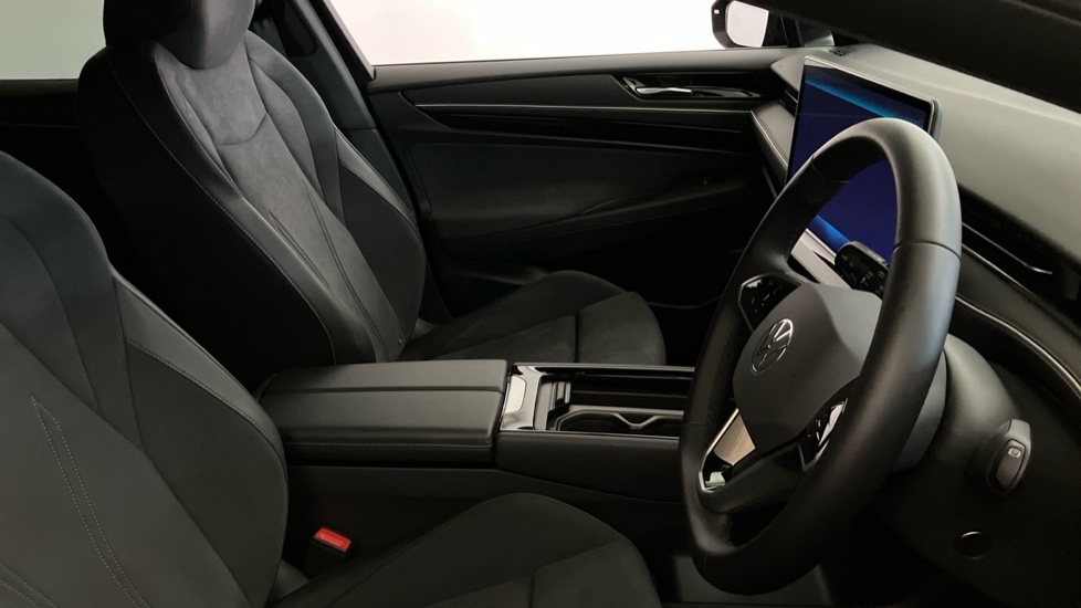 Volkswagen ID.7 210kW Match Pro S Plus 86kWh 5dr Auto Electric Estate - Image 15