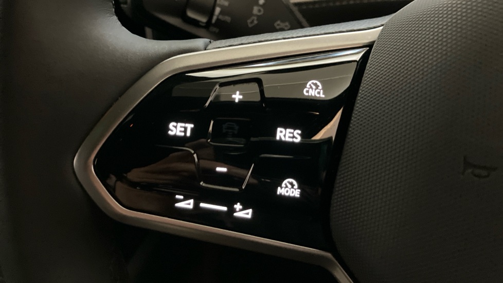 Volkswagen ID.7 210kW Match Pro S Plus 86kWh 5dr Auto Electric Estate - Image 17