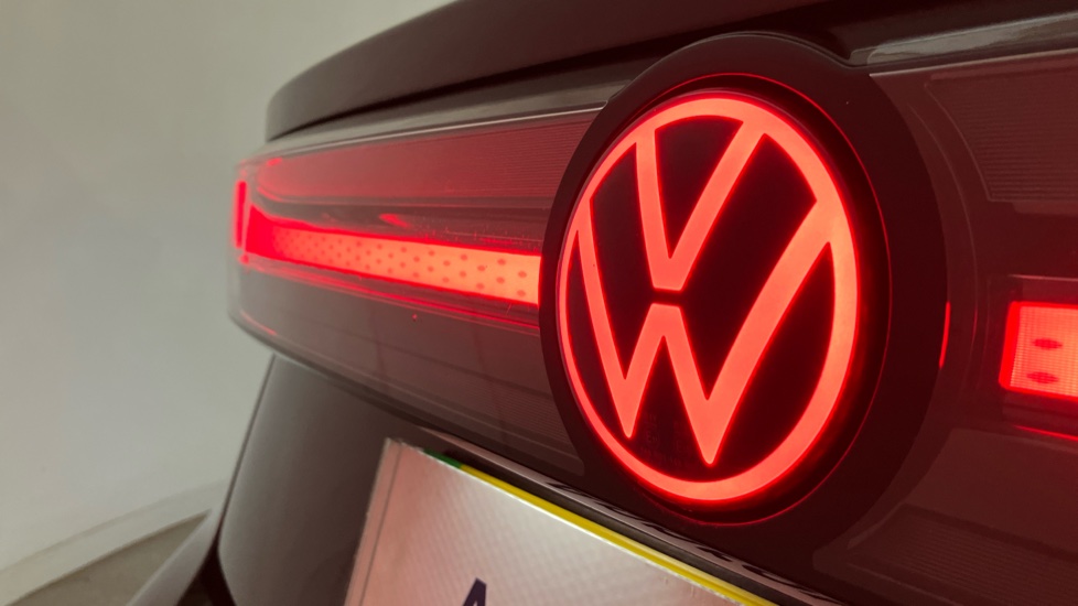 Volkswagen ID.7 210kW Match Pro S Plus 86kWh 5dr Auto Electric Estate - Image 25