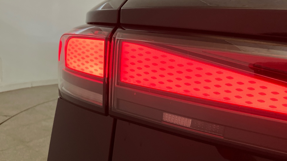 Volkswagen ID.7 210kW Match Pro S Plus 86kWh 5dr Auto Electric Estate - Image 39